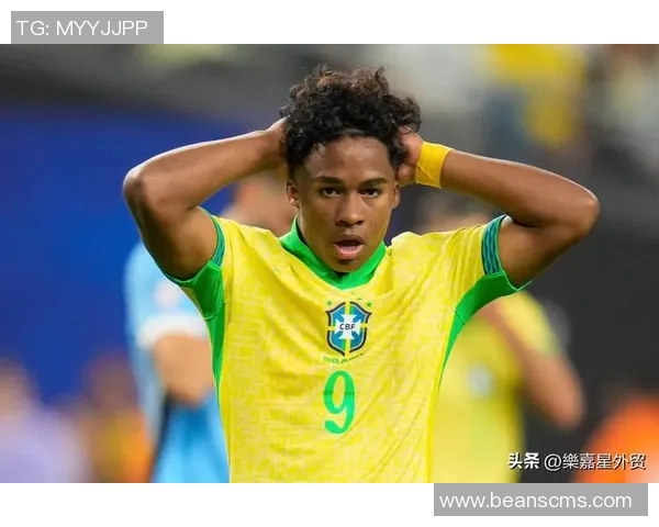 哈维西蒙斯的崛起之路:从青训天才到足坛新星的精彩旅程